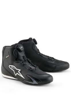 Celer Shoes