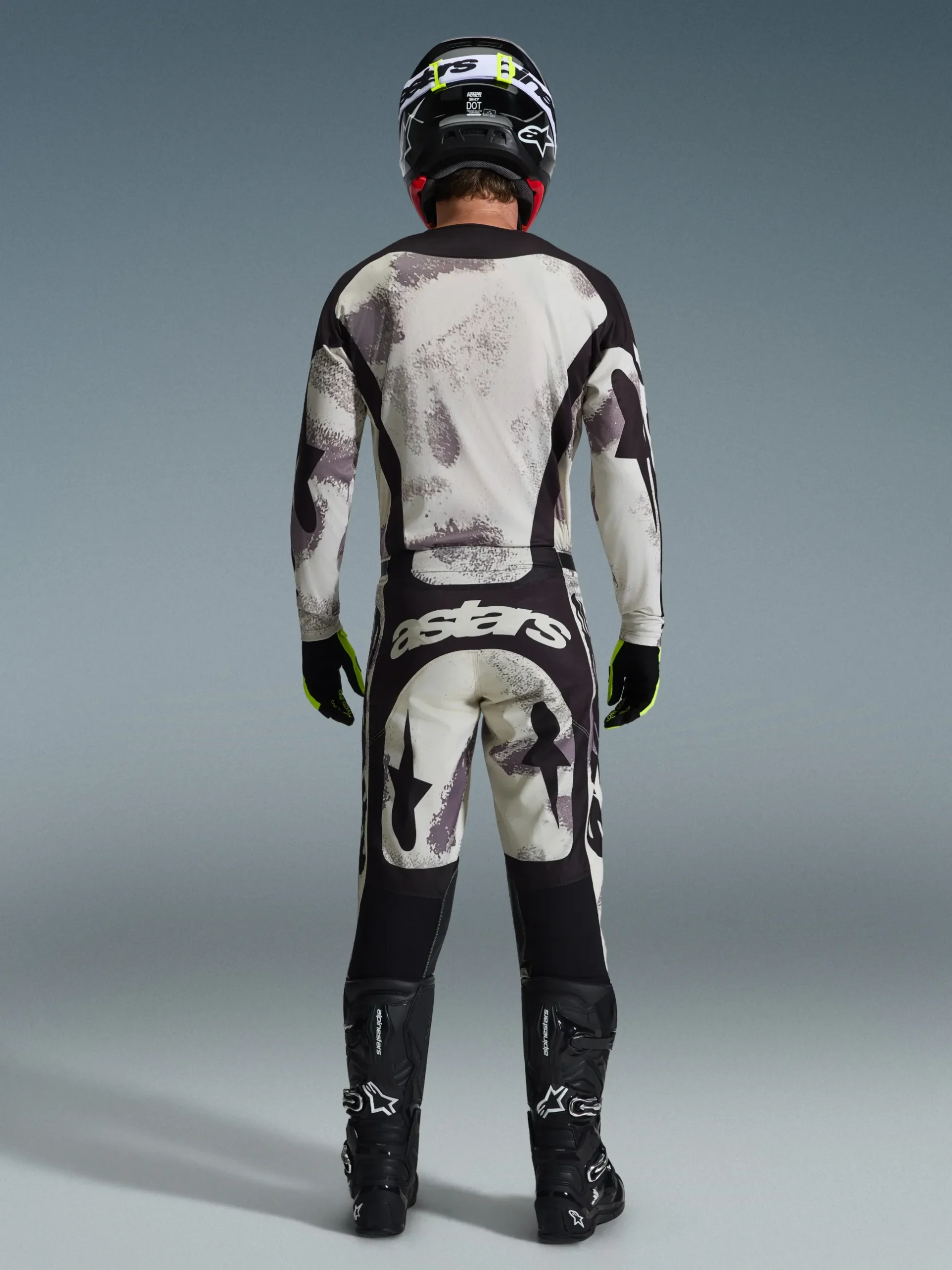 2026 Racer Lahnd Gear Set