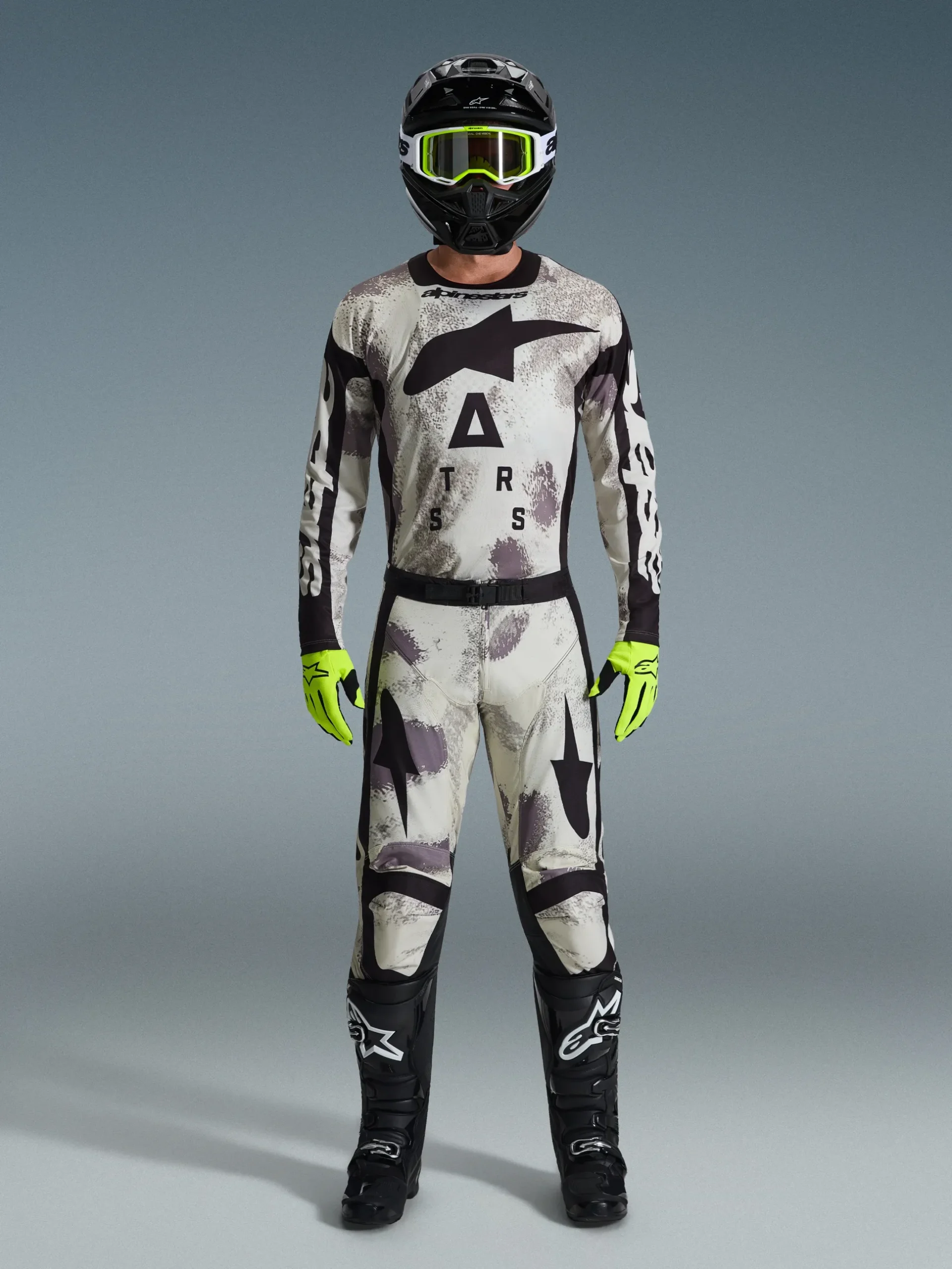 2026 Racer Lahnd Gear Set