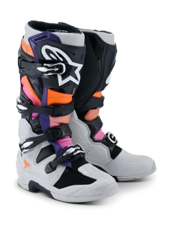 Tech 7 Boots
