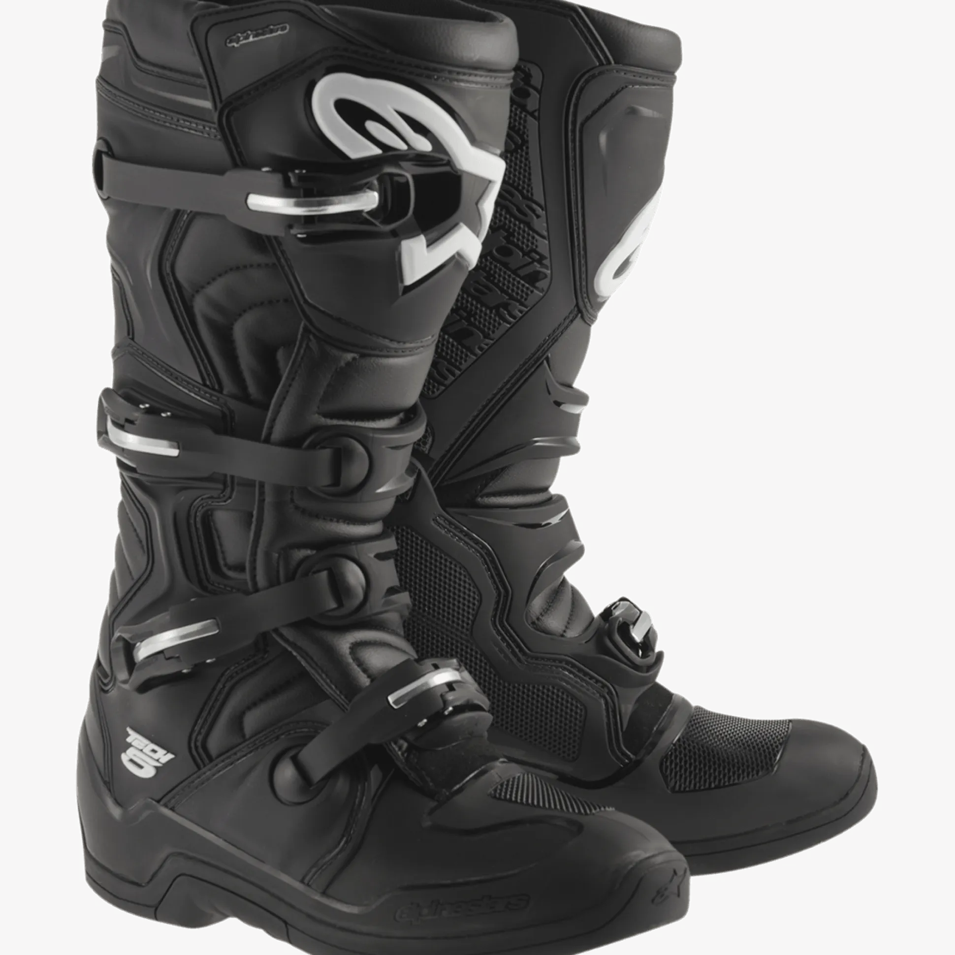 Tech 5 Boots