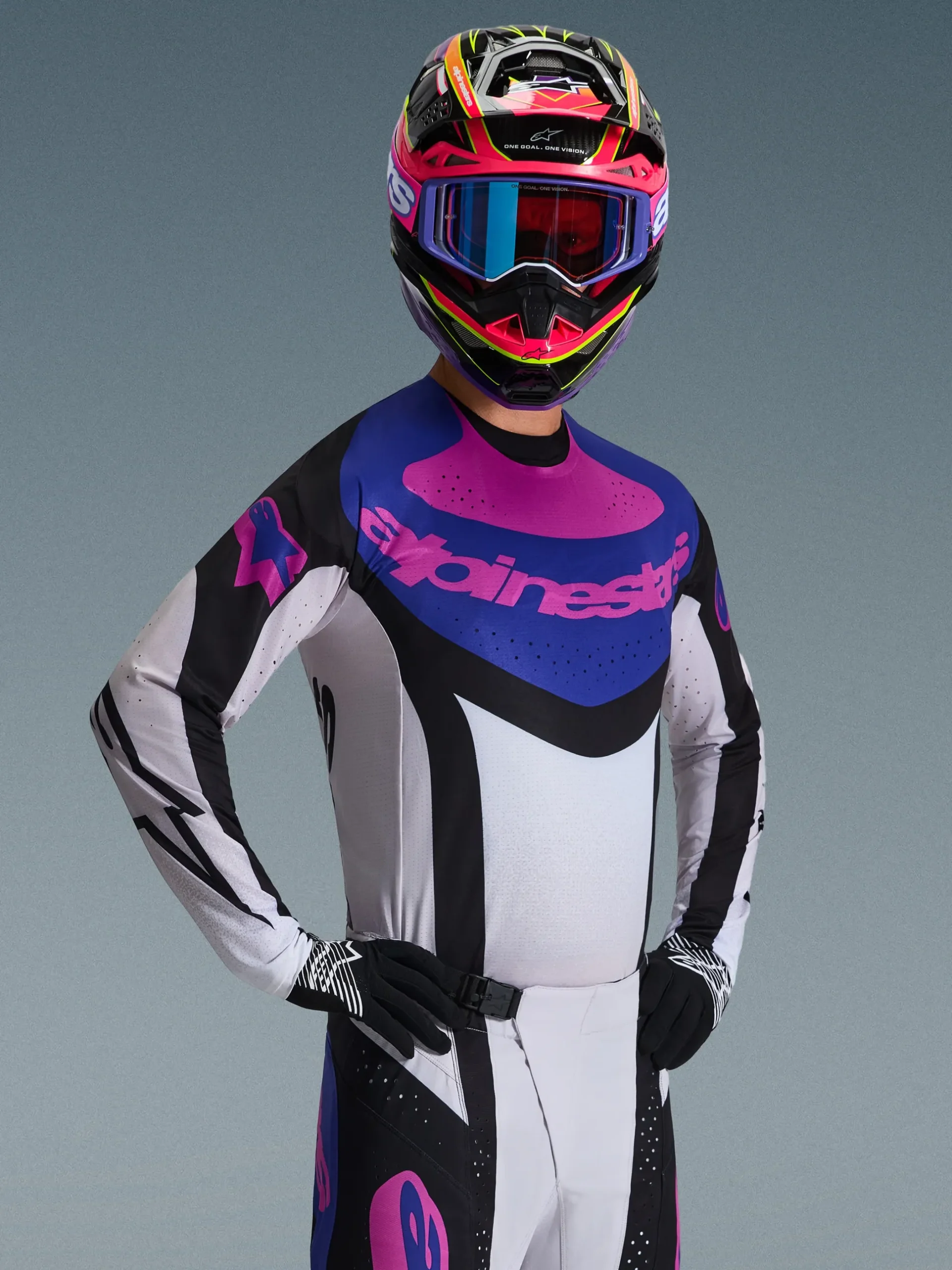 2026 Techstar Knif Gear Set