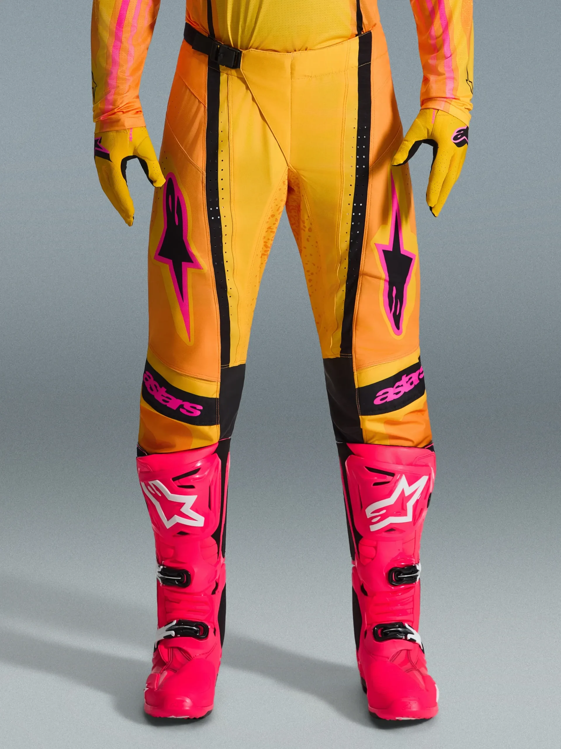 2026 Techstar Nomur Gear Set