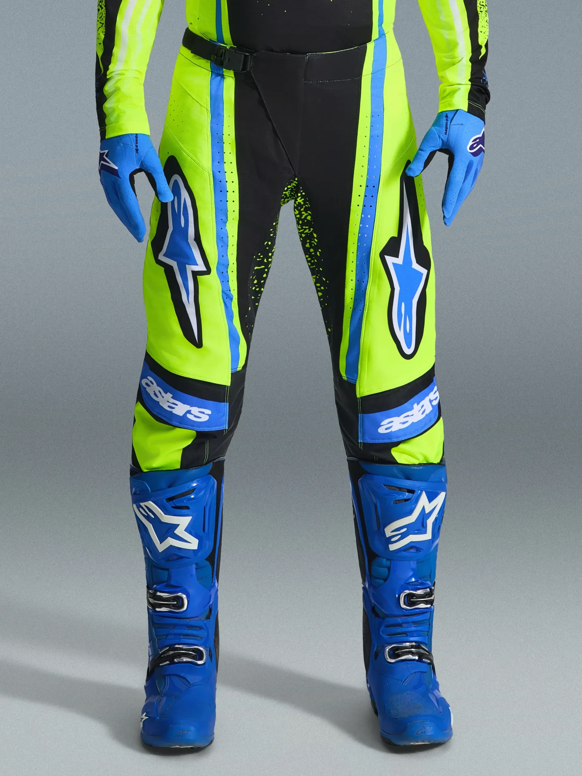 2026 Techstar Nomur Gear Set