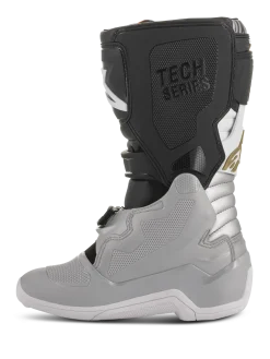 Youth Tech 7S Boots